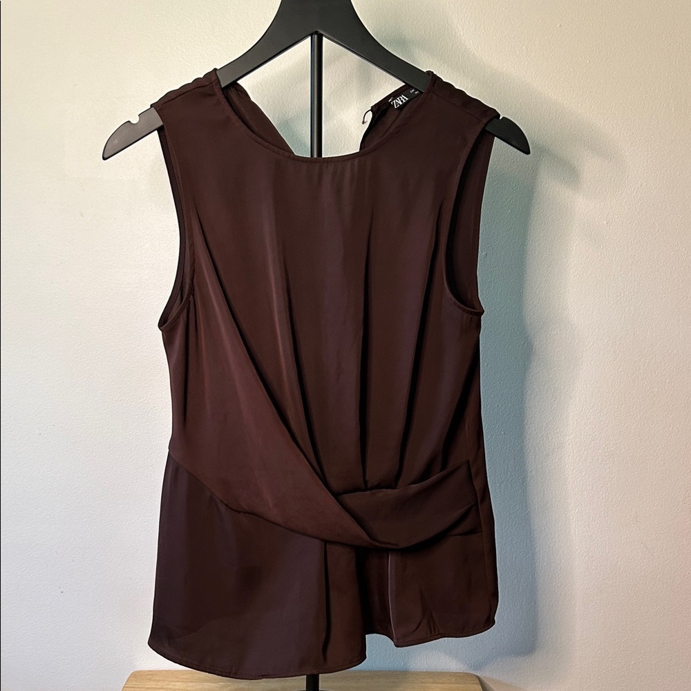 Zara Dark Brown Sleeveless Blouse